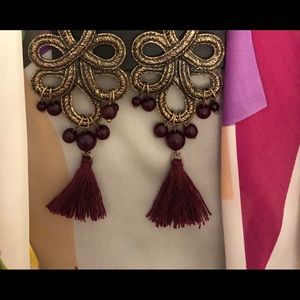 Babe vintage goldwash tone tassel 4” earrings